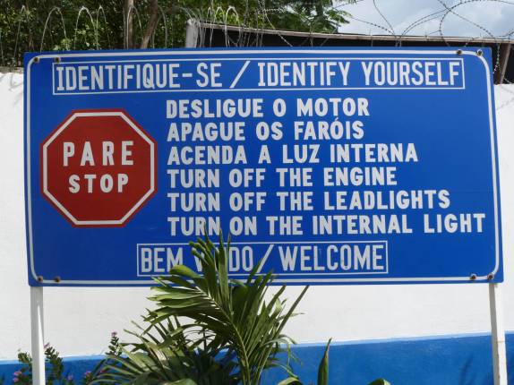 Chegando á base da Minustah em Port-au-Prince, no Haiti